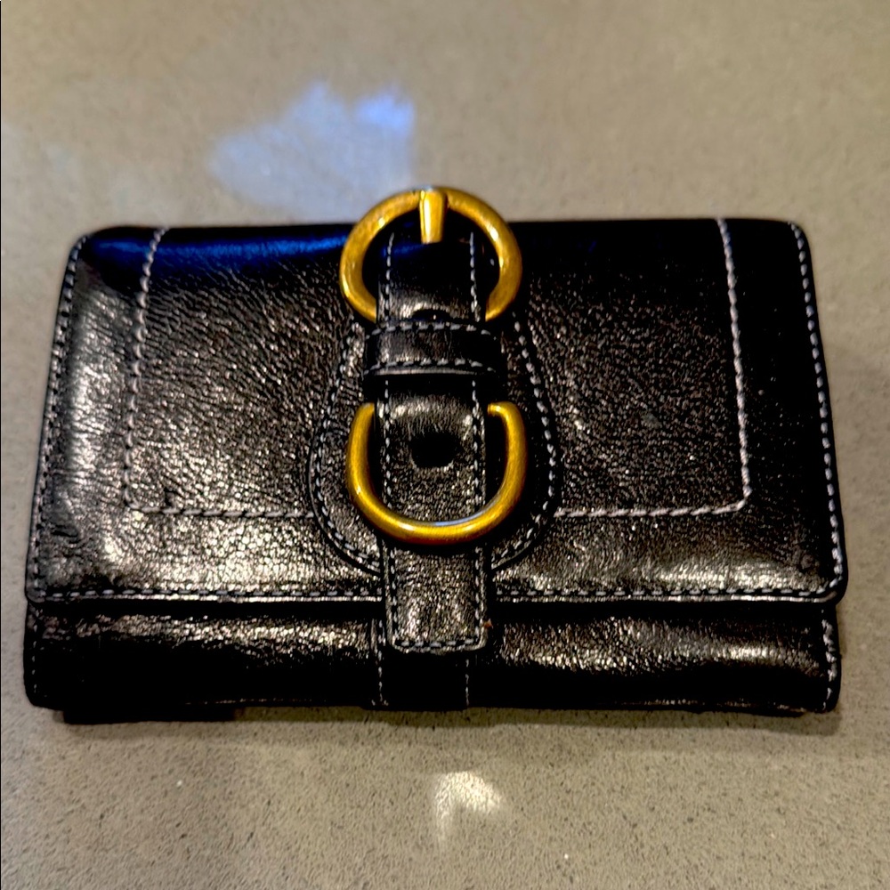 Chic coach Black Leather Wallet with Gold Buckle